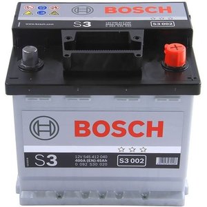 Автомобильный аккумулятор Bosch 0092S30020 (45 А/ч)